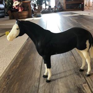 Breyer limited edition Silky Keno